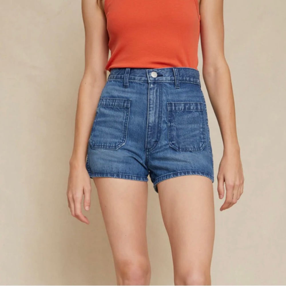 The PATCH POCKET SHORT